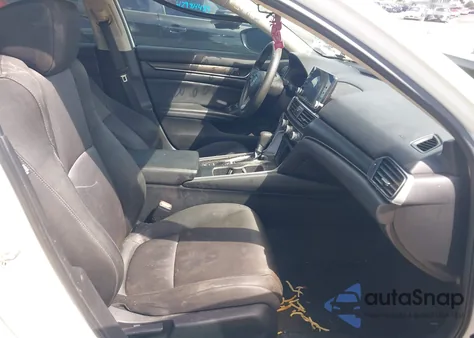 2019 Honda Accord Lx z USA, uszkodzony, nr VIN 1HGCV1F19KA059292